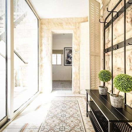 Mamila Pearl, Near Old City - Big Succah During The Holiday Jerusalém Exterior foto