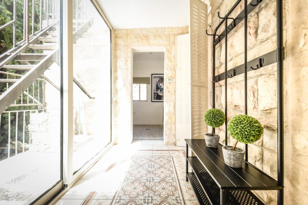 Mamila Pearl, Near Old City - Big Succah During The Holiday Jerusalém Exterior foto